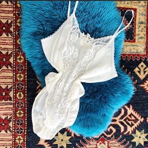 "DELICATES" VINTAGE SATIN LACE TEDDY/BODYSUIT